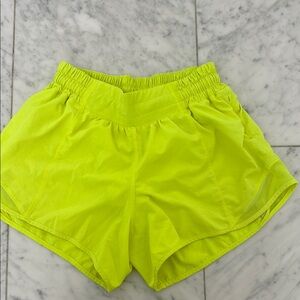 Lululemon Size 6 Women's Neon Green Shorts
